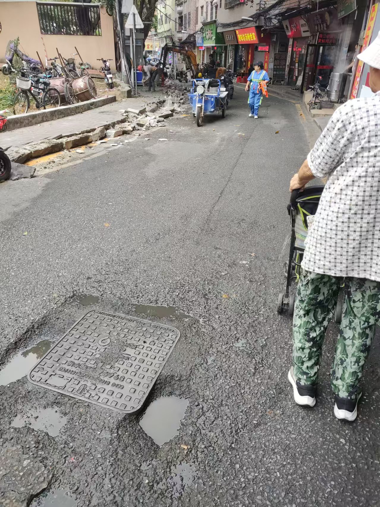 沐陂小学临街人行道施工